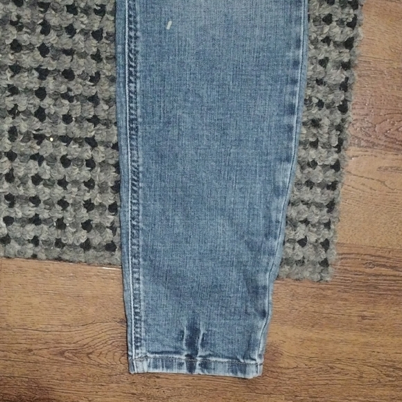 Eunina Distressed Skinny Jeans in Blue - Picture 9 of 13